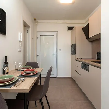 Apartment Apartman Vita *